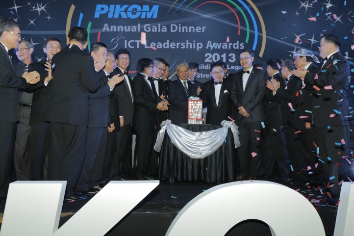 PIKOM Annual Gala Dinner 2013 – “Building a Legacy – From Strength to Strength”